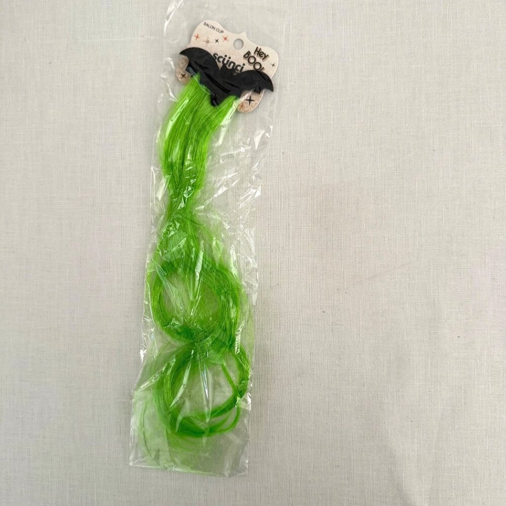 Scunci Hey Boo Salon Clip Hair Extension 9 inch Neon Green Halloween Accessory